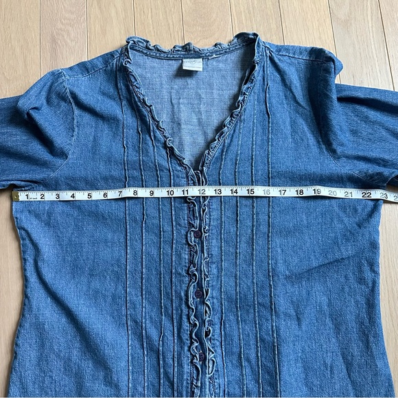 VINTAGE Ruffled Denim Blouse - Picture 8 of 9